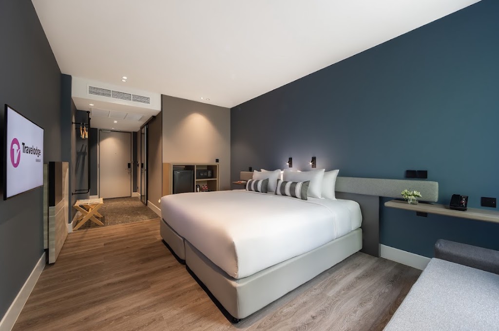 Travelodge Nimman Hotel
